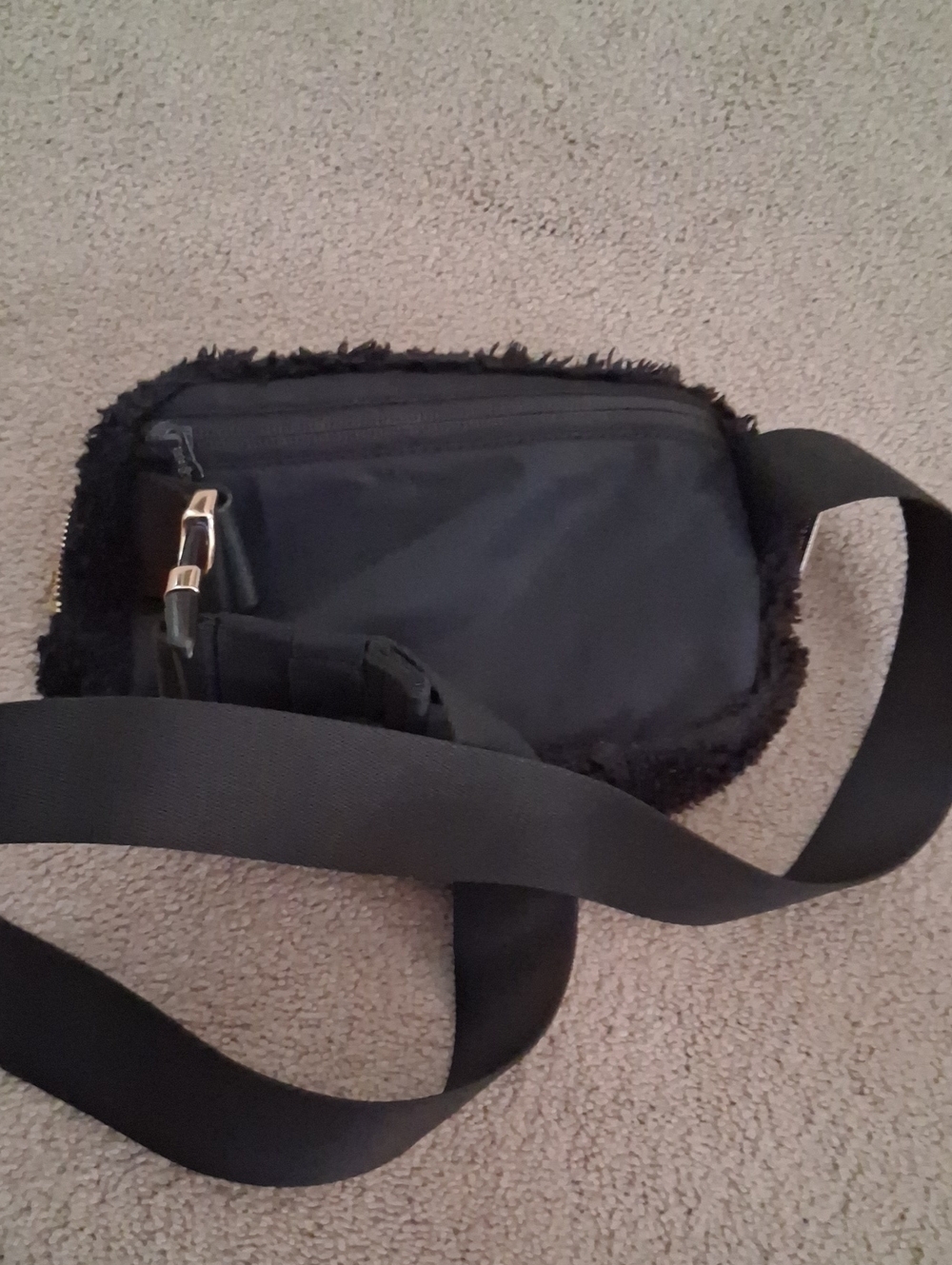 Lululemon Sherpa Bum Bag. In Black. Cute In Person. Vivid Black - Picture 3 of 8